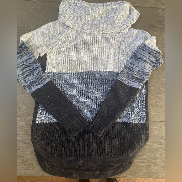 Jason maxwell gradient blue cowl sweater size s. - Picture 2 of 3